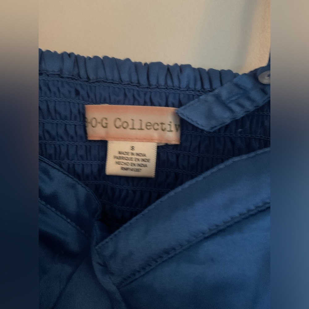 Blue GOG Collection Crop Top - Picture 2 of 3